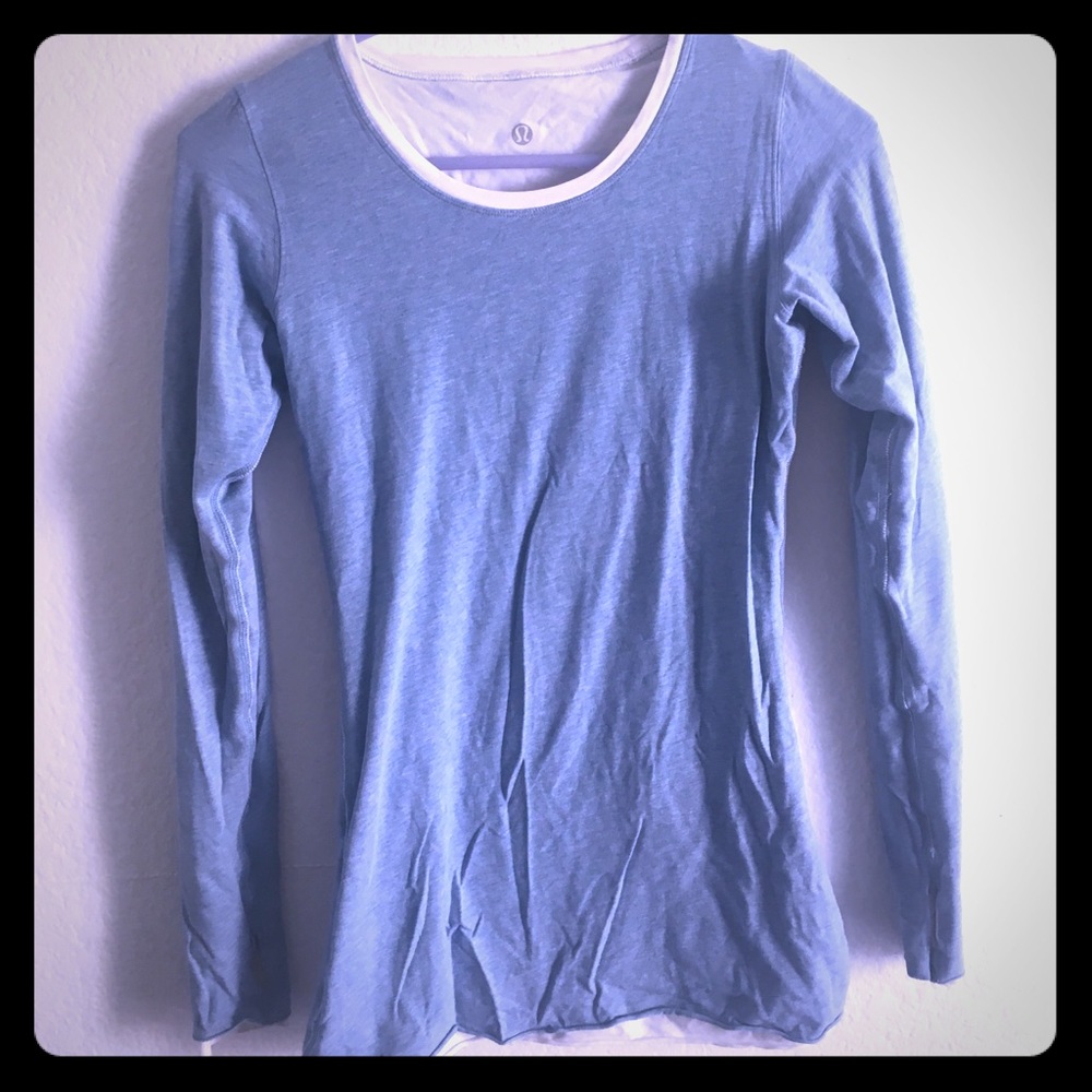 Lululemon Size 4 Reversible Long Sleeve